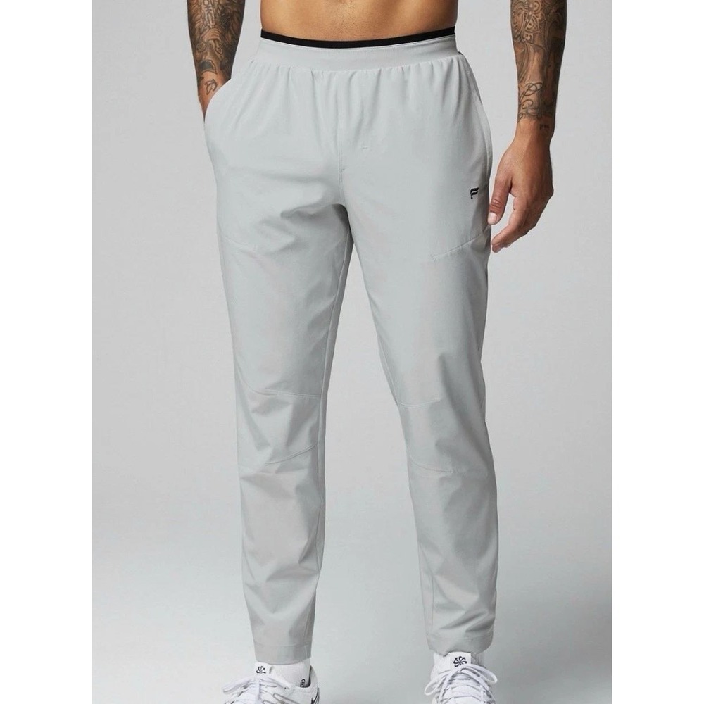 Fabletics Training Pants Mens Large Gray Excellent Athleisure Joggers RN134638